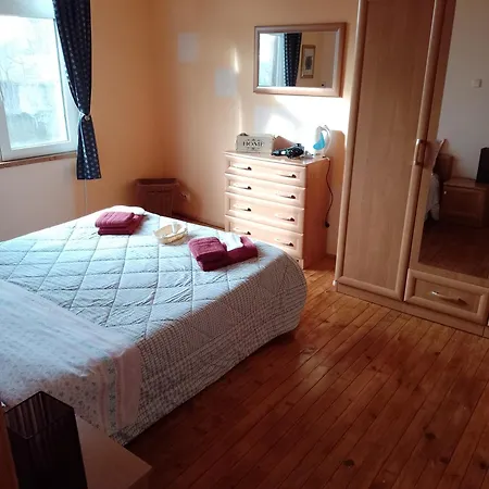 Nina Bed and Breakfast Kramolin